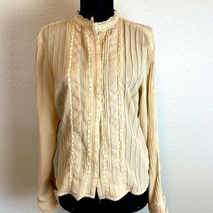 Conrad C collection, size small, cream color